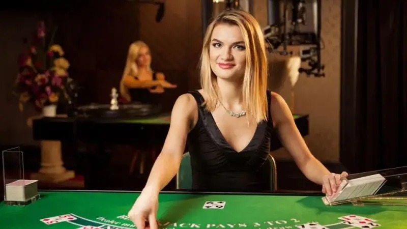 Tham gia sảnh FB Live Casino QH88 - Trải nghiệm cược sống động, đẳng cấp 5 Bạn có thể học thêm những mẹo chơi giúp nâng cao tỷ lệ thắng